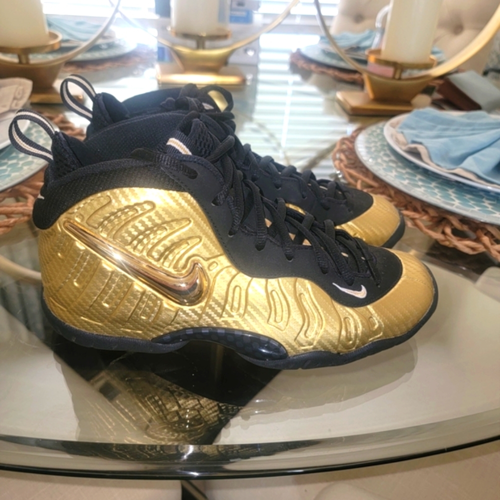 Nike Air Foamposite Pro Metallic Gold Size 6y